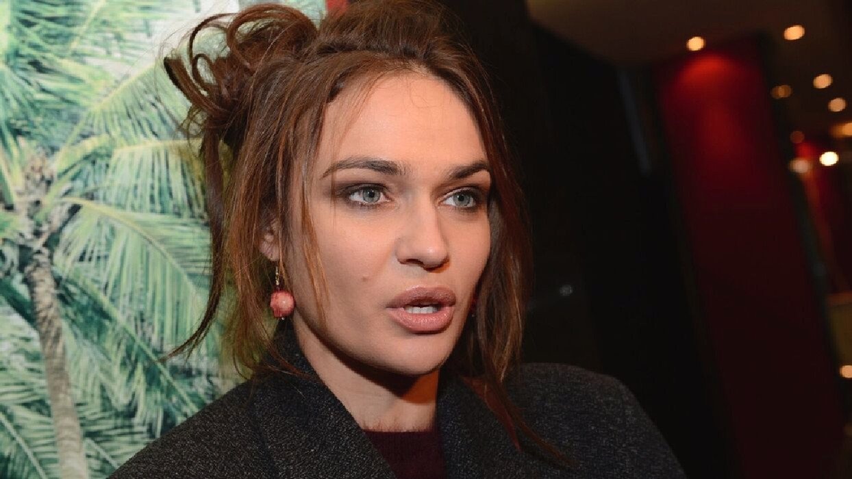 «Квартиры и фундамент под своим задом я хочу больше»: Водонаева объяснила отсутствие сумок Birkin