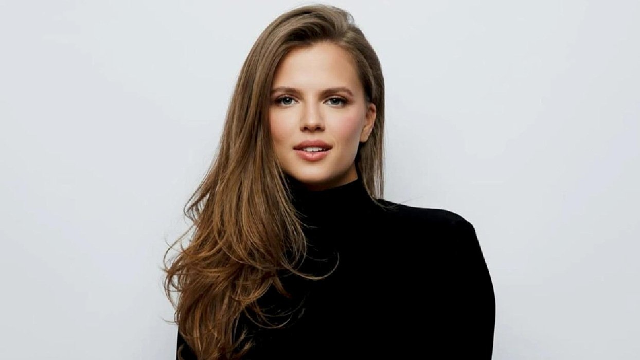 «Без всего буквально»: 24-летняя Ника Здорик призналась, как дважды оставалась на улице после неудачных отношений