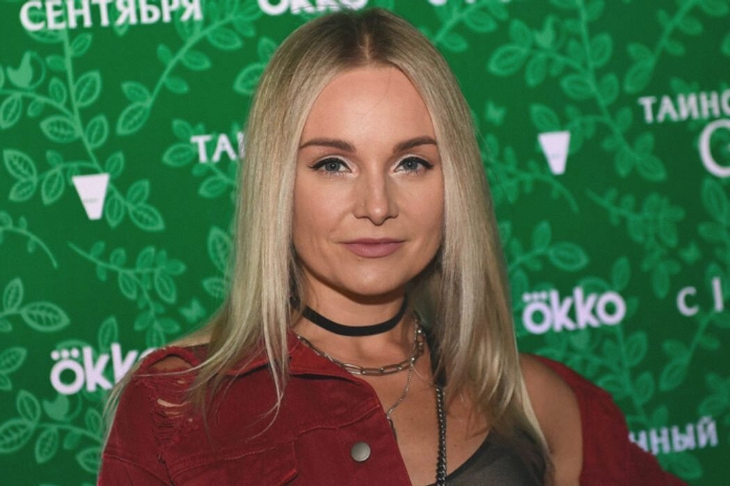 «Я не знаю, как в него можно не влюбиться!»: Крайнова опровергла слухи о романе с Тишко