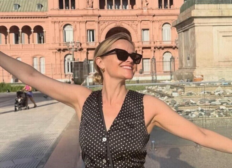 «Ты — это все для меня!»: Риз Уизерспун трогательно поблагодарила Дженнифер Гарнер за необычный подарок к 50-летию