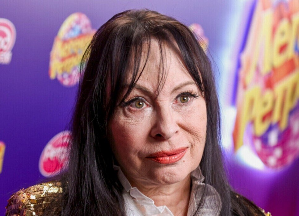 «Печальное зрелище»: Марина Хлебникова впечатлила фанатов выступлением и своим видом