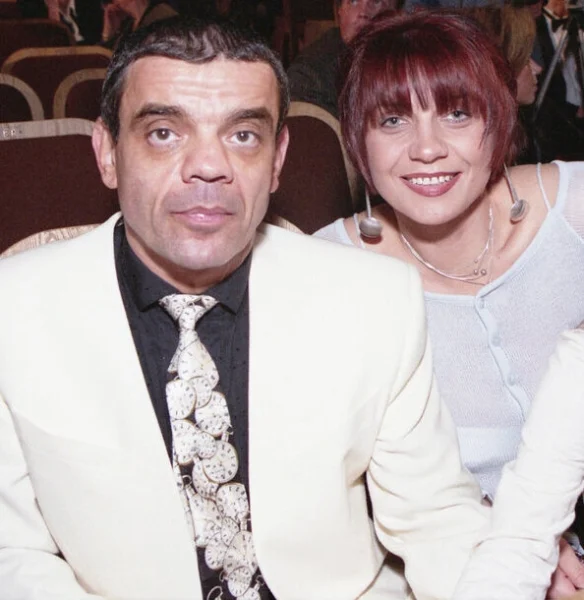 Сын легенды, которому прочили провал: как 40-летний Константин Райкин «сходил с ума» от Неёловой, но нашёл счастье лишь в третьем браке с дочерью Полиной