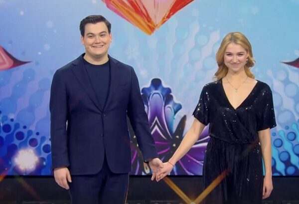 Сын легенды: «Устал от одиночества» в 20 лет, но нашёл любовь на ТВ и тайно женился