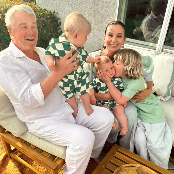 «Я женюсь!»: как почти 40-летний брак пережил пожары, падение в эфире и слухи об эмиграции?