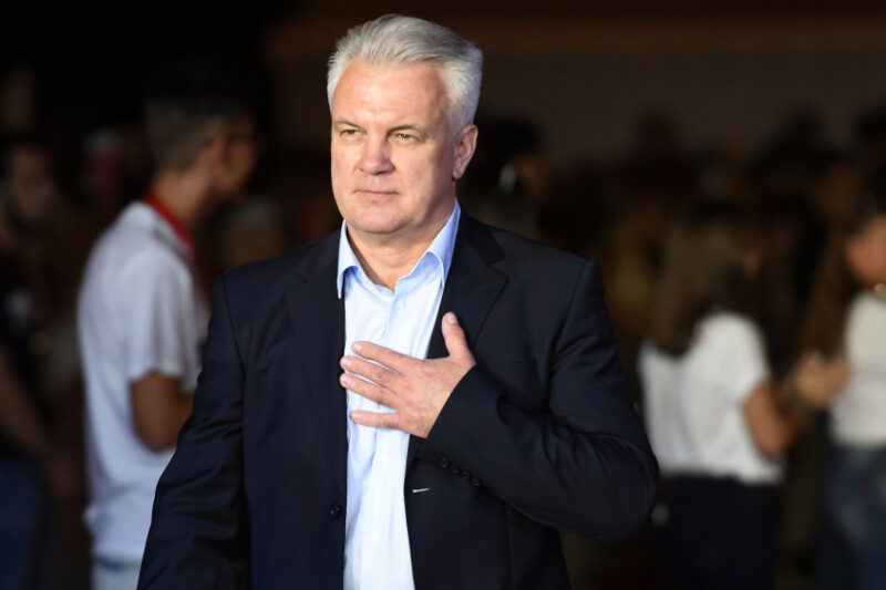 Анатолий Котенёв часто воплощал на экране образы сильных и волевых мужчин.