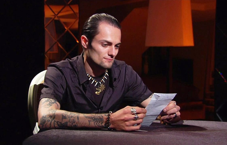 Скандальное разоблачение не помешало Намтару поучаствовать в шоу «Экстрасенсы. Реванш» и издать несколько книг