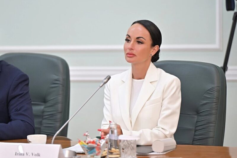 Ирина Волк предпочитает держать личную жизнь в тайне, оберегая своих сыновей.