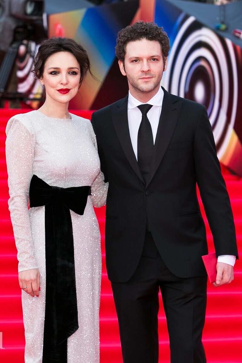 С Алиной Константин Крюков обрёл долгожданное семейное счастье и гармонию.