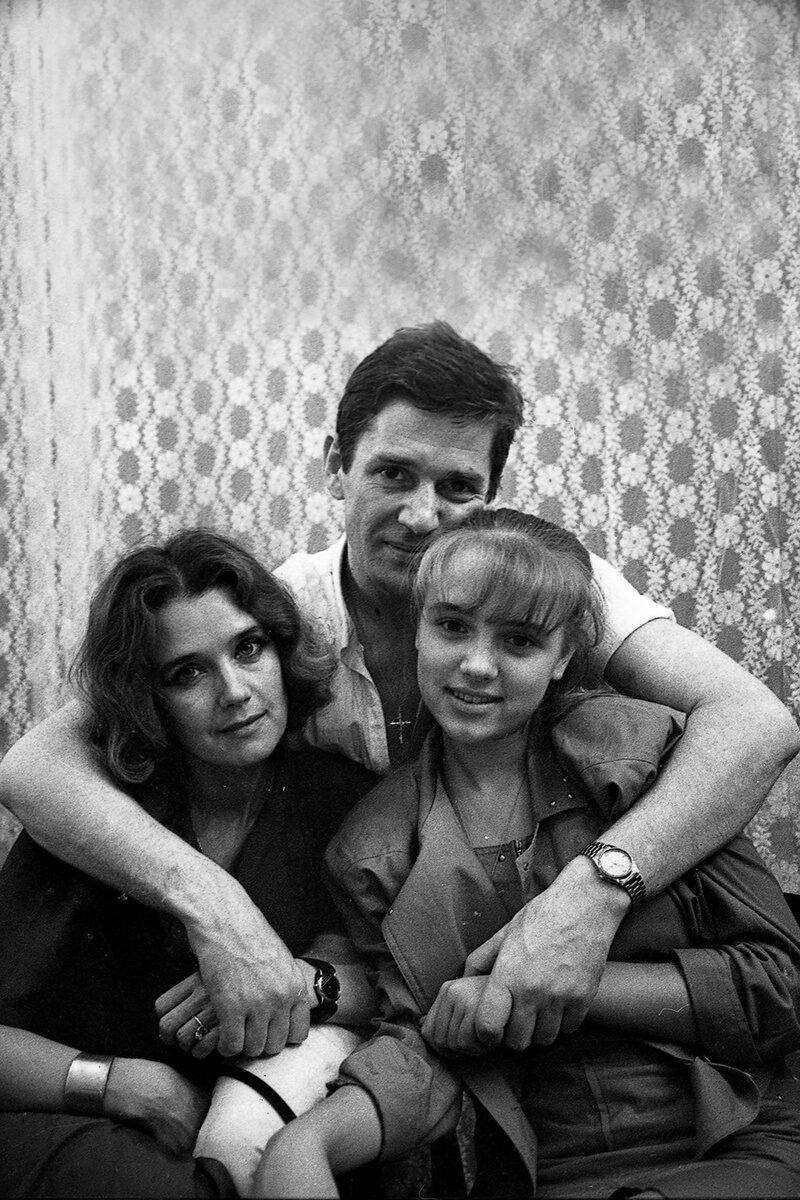 Ксения Алфёрова, дочь Ирины, которую Александр Абдулов принял и усыновил как родную.