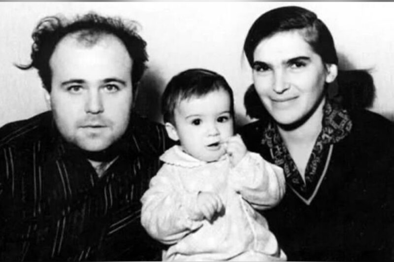 Роковое материнство: Как звезды, от Жанны Фриске до 33-летней Лерчек, платили жизнью за счастье стать мамой