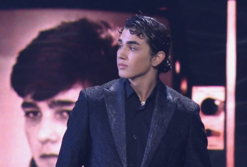 Юлия Савичева подарила песне «Я перессорился с дождём» новое, пронзительное звучание.