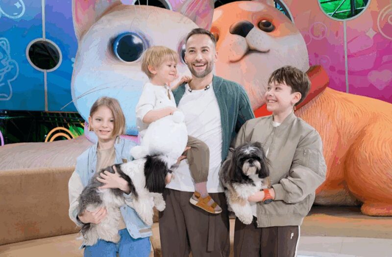 Большая семья: Дмитрий Шепелев с детьми.