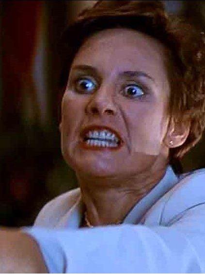 «Переписать легенду»: 30 лет «Крика» – кто и зачем 16 раз скрывался под маской убийцы?