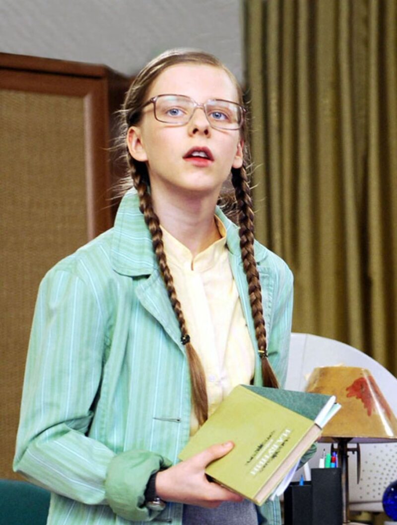 31-летняя звезда «Папиных дочек» : «Она себе на уме» — как Лиза Арзамасова, несмотря на 21-летнюю разницу, нашла счастье с Авербухом и родила двоих детей