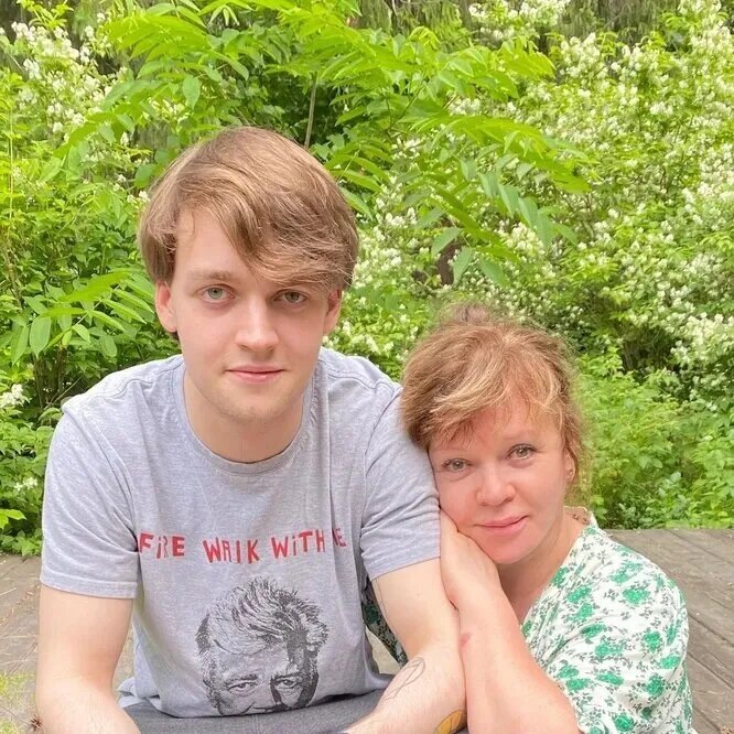 Актриса Елена Валюшкина: взгляд, полный жизненного опыта и мудрости.