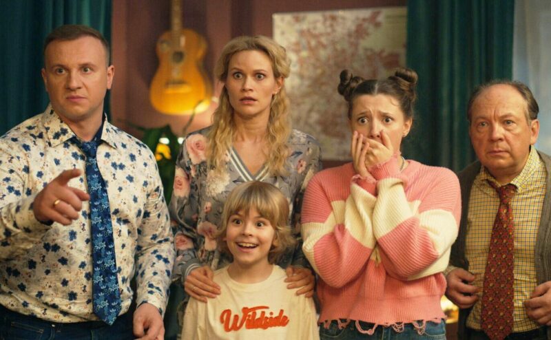 Сердцеед покорил юную звезду : 20-летняя Полина Гухман, 40+ ролей и «поддержка во всем» от семьи