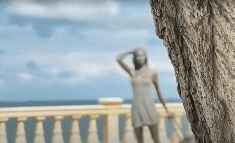 Максим Бондаренко, бывший глава района, оказался в центре расследования.