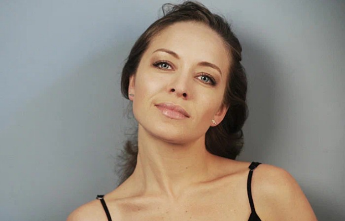 «Ей слишком сильно хотелось семью и ребенка», но два брака рухнули: Серафима Низовская обрела тихое счастье лишь в 40 лет с тайным мужем