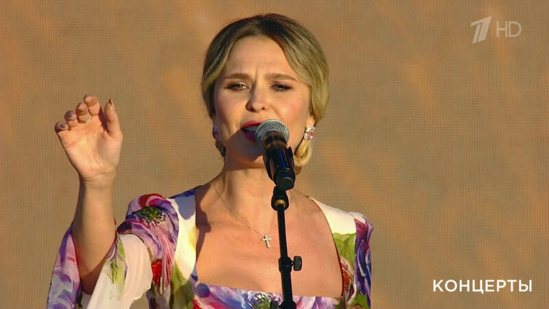 Пелагея — наставница в шоу «Голос».