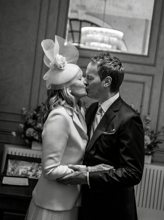 Отказ от материнства и три развода, но в 69 лет она тайно вышла замуж: «Я чувствую себя необычайно счастливой», — призналась Ким Кэттролл