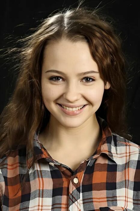 Её называли «однолюбом»: как Юлия Хлынина, покорив Райкина и миллионы зрителей, пережила три громких расставания, а её сердце «давно свободно»