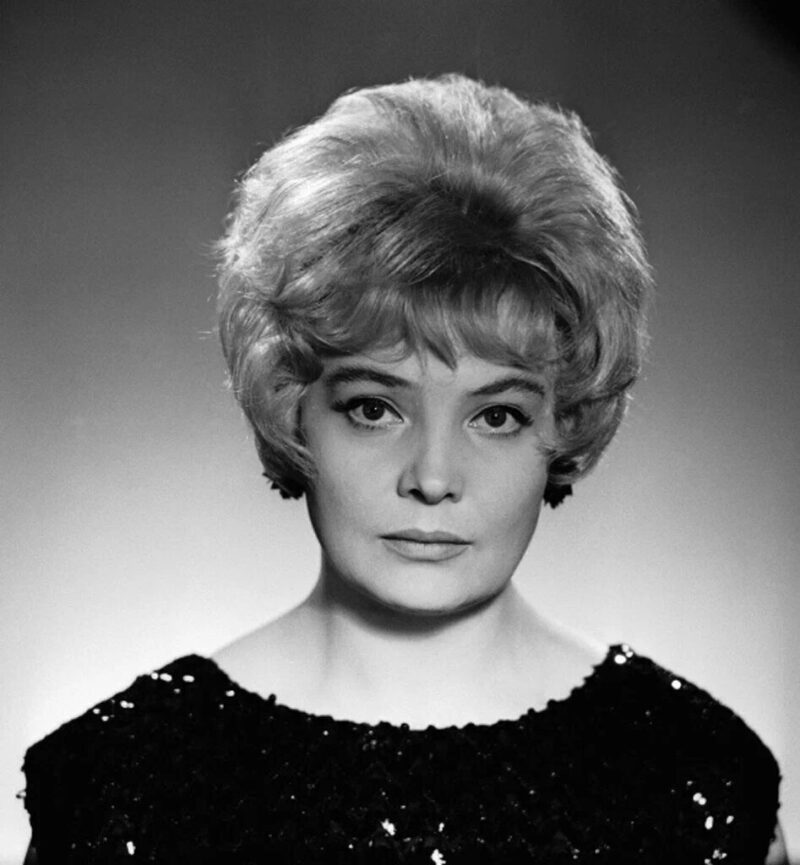 Кадр из культового фильма с участием звезды.