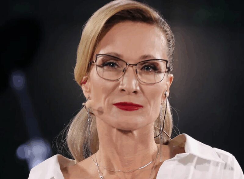 Юлия Бордовских, чья карьера началась со спортивной журналистики.