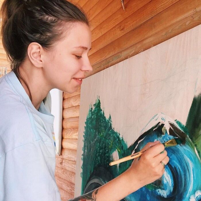 Миллионы на чужом сострадании: Как художница Наталья Соловьёва, «похоронившая» свёкра 8 раз, обманула людей на 15 миллионов