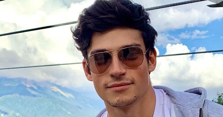 Роман Васильев: драматичный путь к театральному признанию.