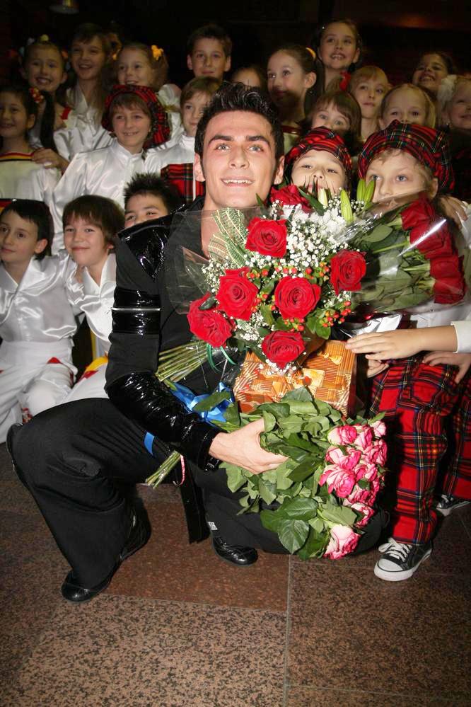 После болезненного развода и борьбы за детей: 37-летняя Агата Муцениеце обрела счастье с 42-летним Петром Дрангой: «Ты — мой лучший спектакль»