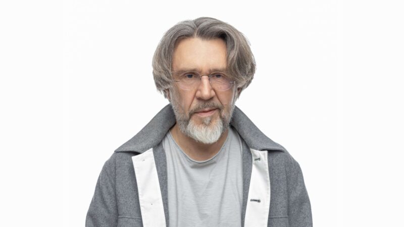 Отшельник с семью котами : Сергей Шнуров о возвращении на сцену спустя 30 лет, «караоке на толпу» и альбоме «До скорой встречи» в 90 лет
