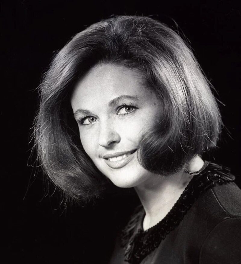 После ВГИКа кинокарьера Фатеевой стремительно пошла в гору, принеся ей всесоюзную славу.