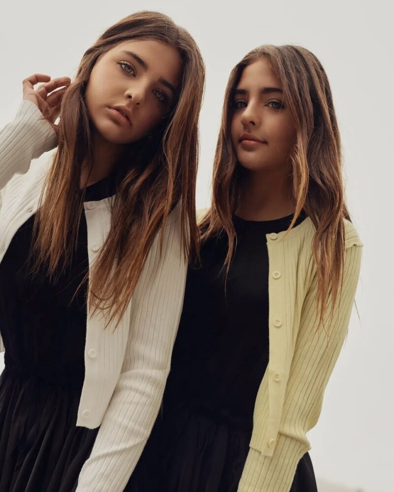 Миллионы подписчиков следят за каждым их шагом в Сети.