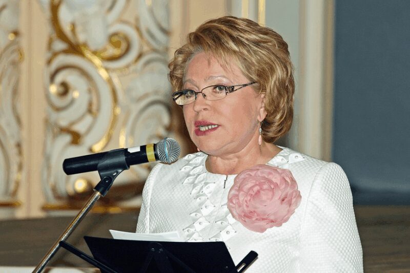 «Карьера через стакан» и миллиарды сына: как 76-летняя Валентина Матвиенко из провинции покорила Кремль