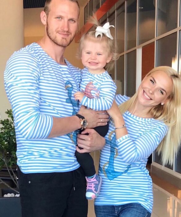 «Ускакавший принц» и «дырка в душе»: Как Пелагея пережила два развода и почему судится за дочь до сих пор