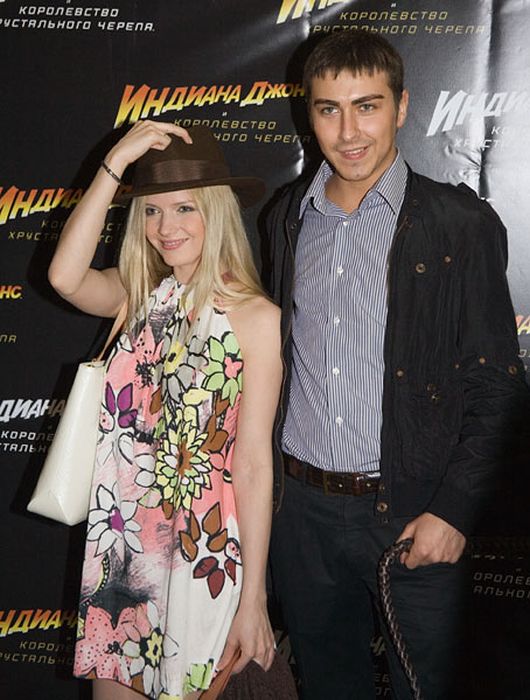 39-летняя звезда «Фабрики» пережила предательство, анорексию и потерю ребёнка : Как Юлия Михальчик нашла счастье после "не такого" Шульгина и измен мужа