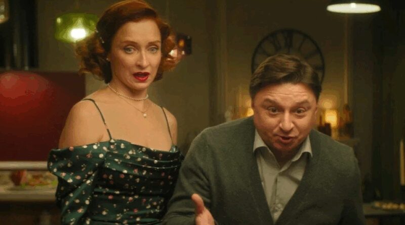 Фильм «Неприличные гости» впервые представил Максима и Екатерину как экранную семью.