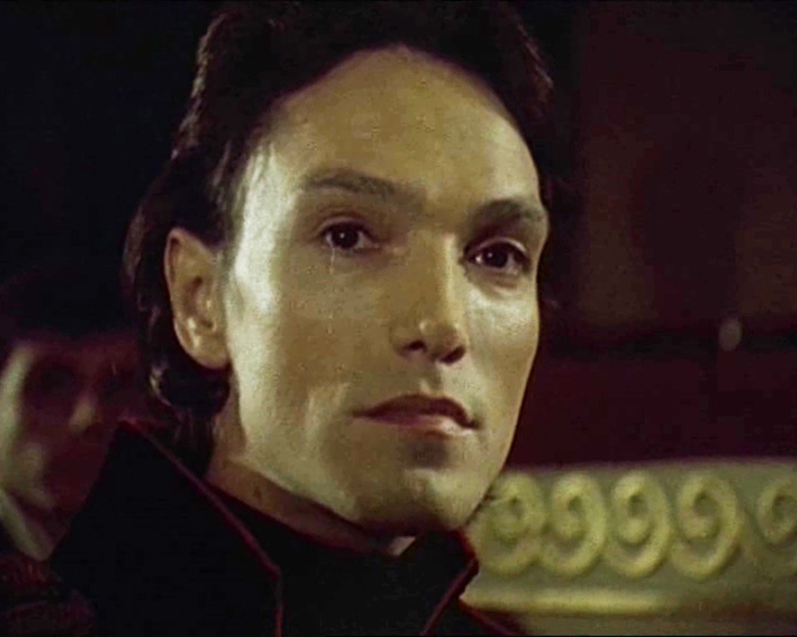 Андрей Дубовский в роли Джузеппе Страдивари из сериала «Визит к Минотавру», принесшей ему всесоюзную славу.