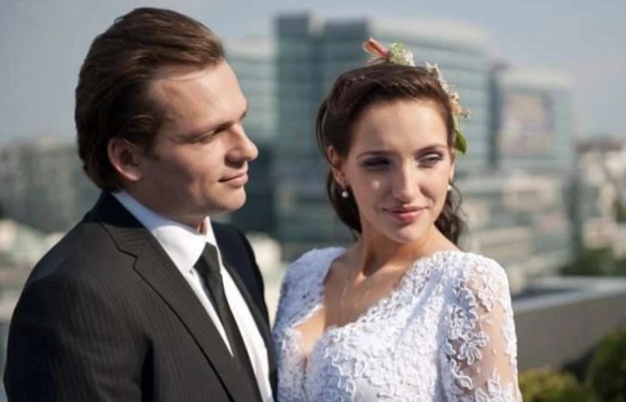 Восемь лет борьбы за жизнь: как жена Алексея Янина пережила его уход и почему «душа навсегда останется с ним»