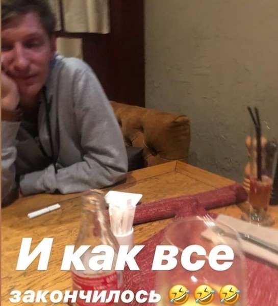 «Более отвратительной твари невозможно вообразить»: Как 47-летний Павел Воля из хулигана превратился в заботливого мужа и отца, но не изменил себе