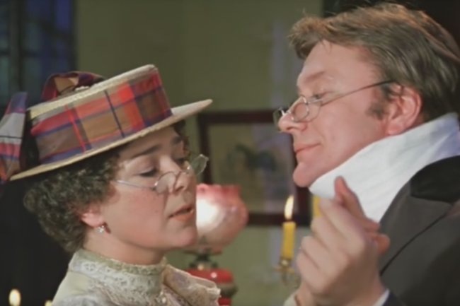 Лариса Голубкина в моменты размышлений.