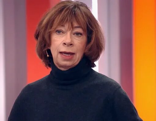 Надежда Баталова приняла непростое решение отца.