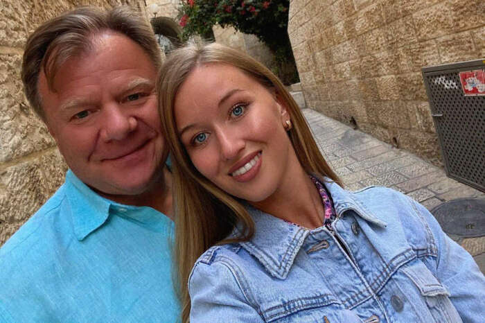 Три развода и боль разлуки с сыновьями за океаном : Как Игорь Бутман в 50 с лишним лет нашёл «взаимный расчёт» с женой, которая младше его на 32 года?