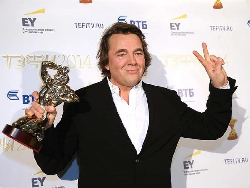 Премия «ТЭФИ» присуждается за достижения в телевизионном искусстве, и «Первый канал» является её многократным лауреатом.