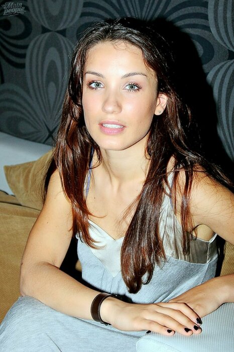 17-летняя «фабрикантка» покорила страну, но: Виктория Дайнеко пережила «побои» мужа, предательство подруги и болезнь, меняющую внешность