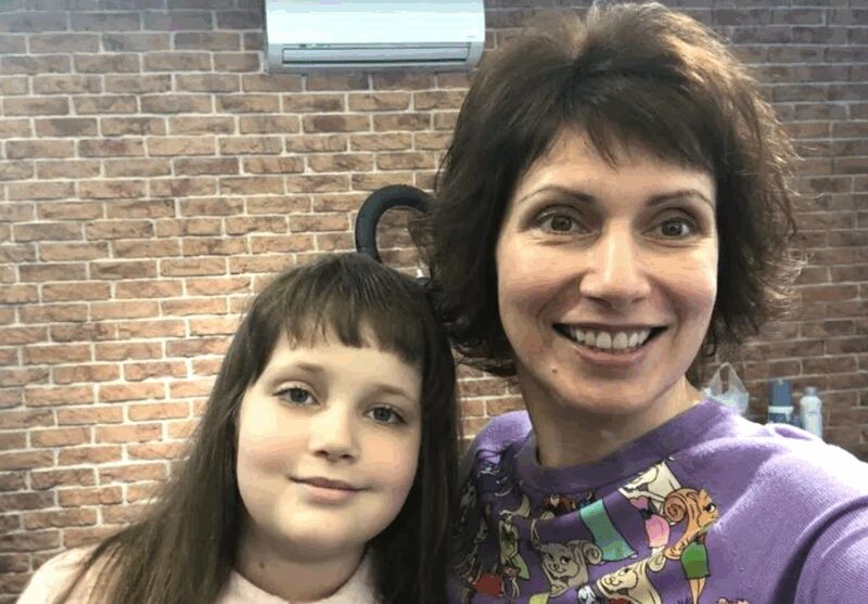 Материнская любовь и безграничная вера в возможности дочери.