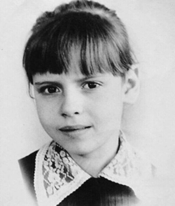 «Русалка» в клане Кончаловских: 20 лет «свободы» и потеря ребенка, почему в 47 она говорит «эти фото меня веселят»