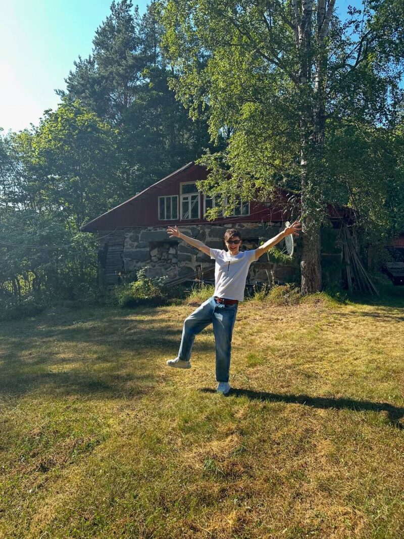 Актриса, которая всегда защищает свою семью от излишнего внимания.