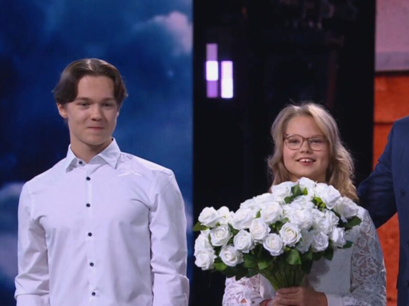 Группа «Дискотека Авария» добавила фирменного драйва хиту «Ну что же ты».