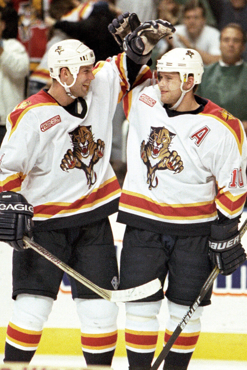 17 лет брака и трое детей: «Мне очень сложно» — почему Павел Буре развелся с Алиной